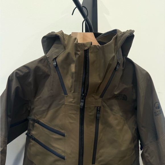 The North Face Steep Series Brigandine FUTURELIGHT Jacket - Size Small - Picture 2 of 9